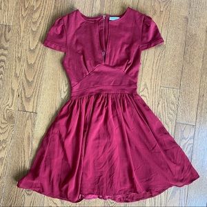 Simple Dark Red V-Neck Dress